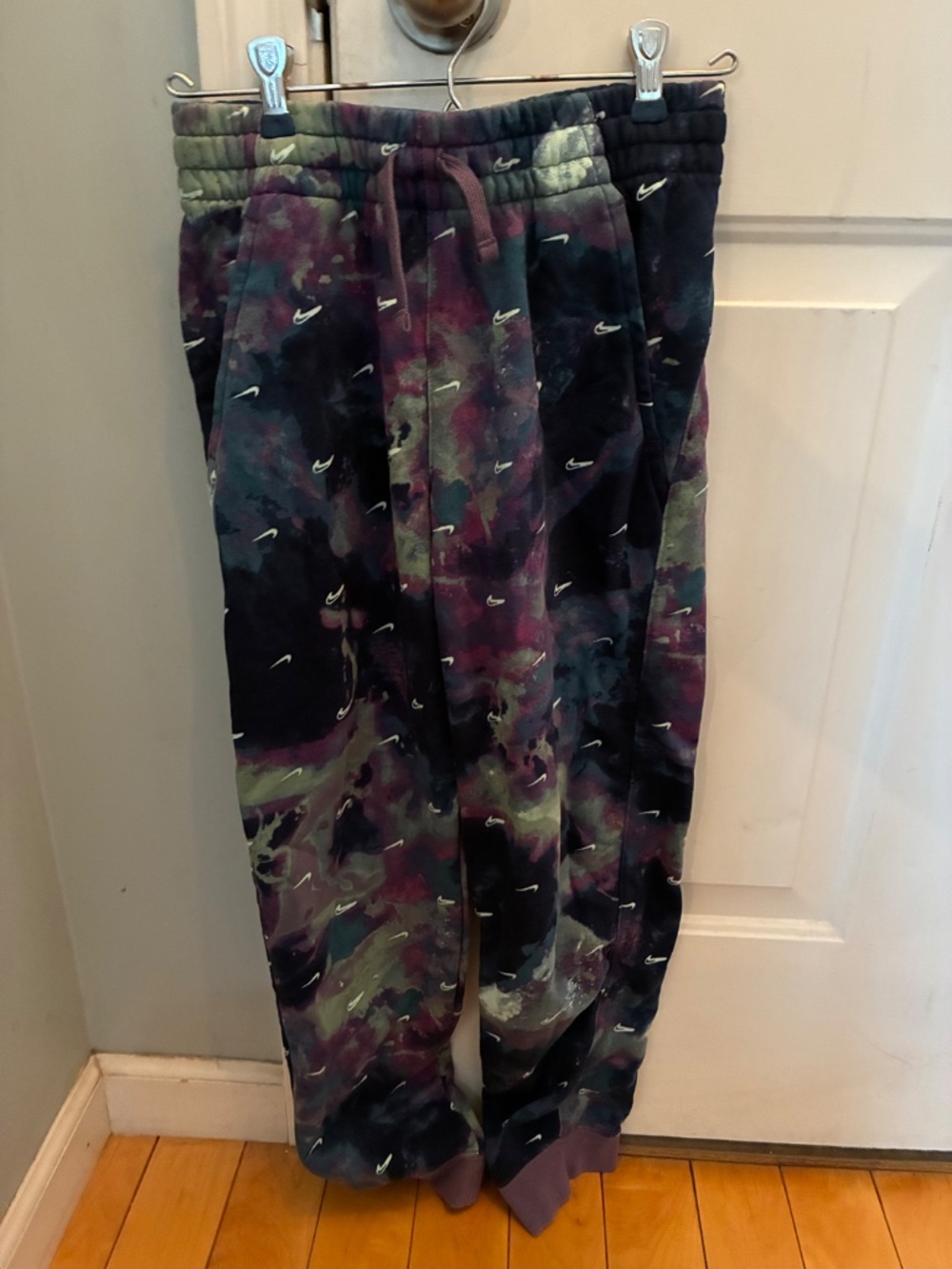 Nike Boys Jogger sweatpants size Large - Picture 3 of 5